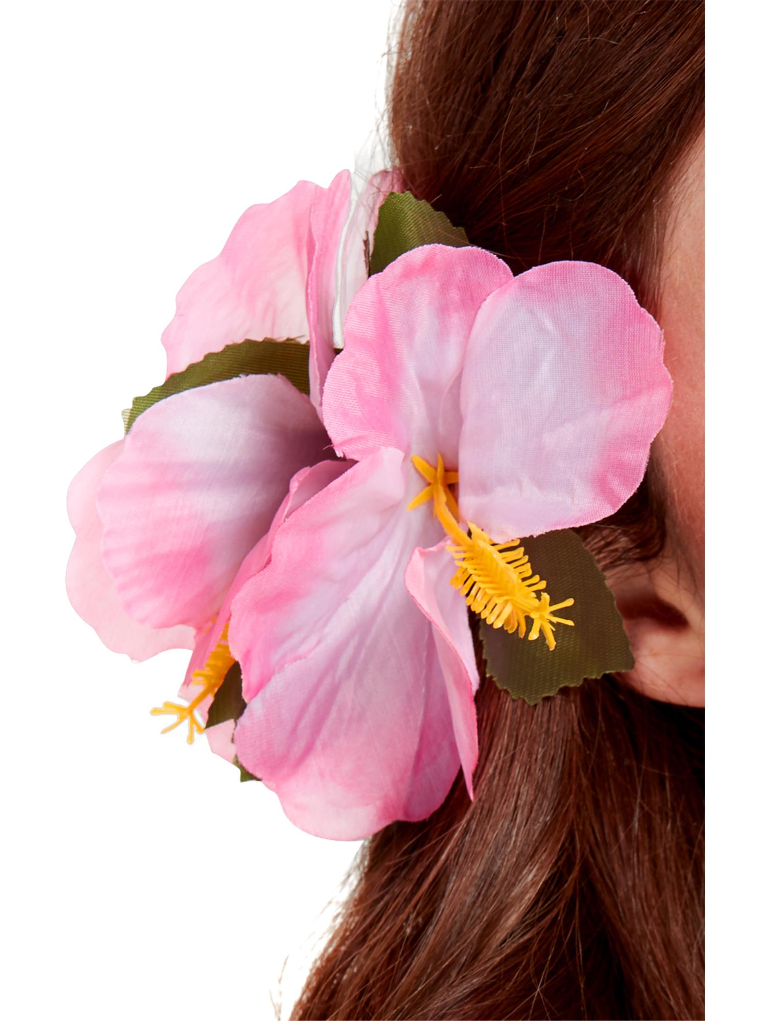 Hawaiian flower in hair