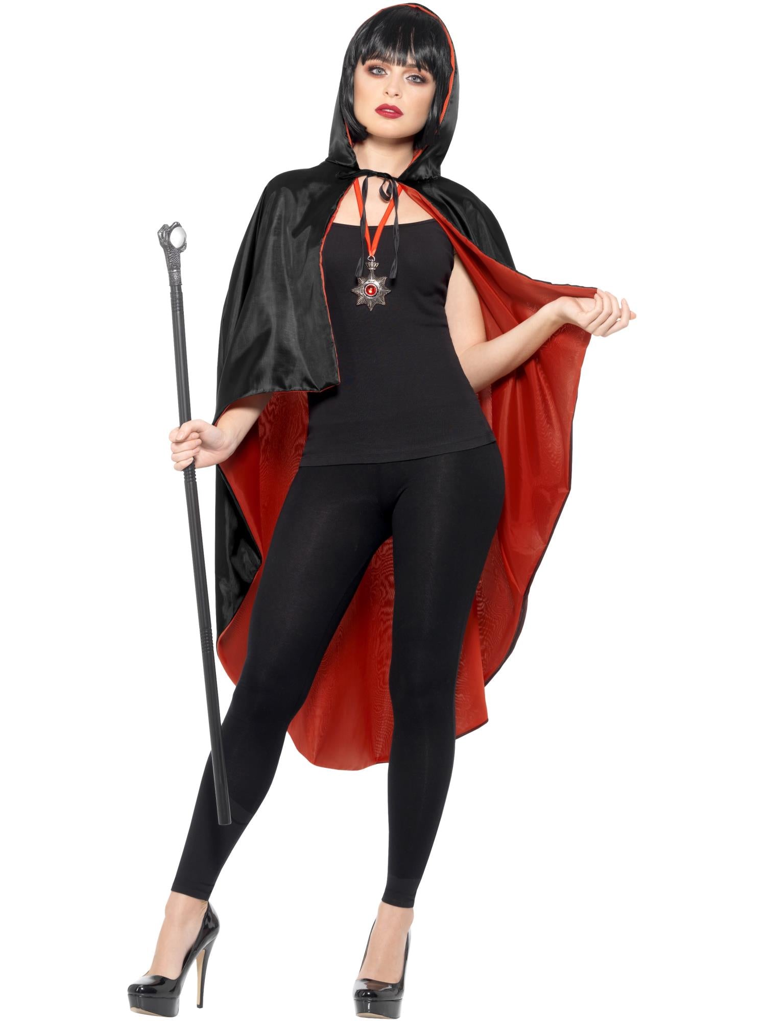 Smiffys Vampire Kit, with Reversible Cape - 47592